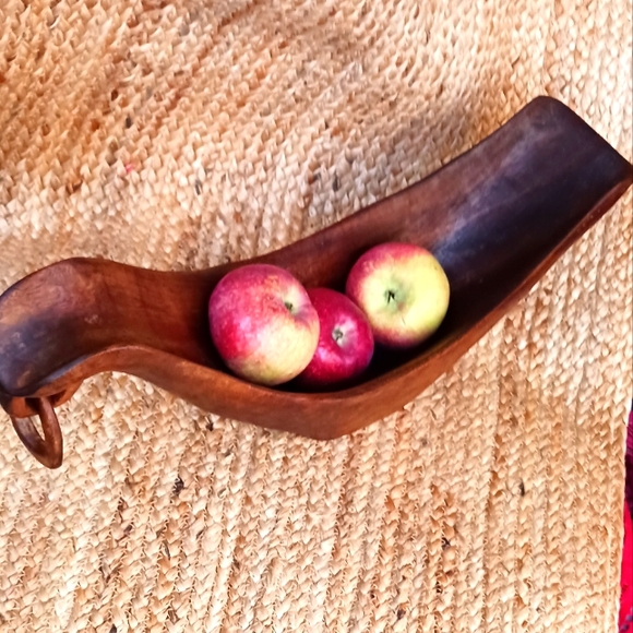 Vintage Hand Carved Wood Bowl, Fruit Bowl, Handmade Bowl one peace wood - Picture 1 of 8